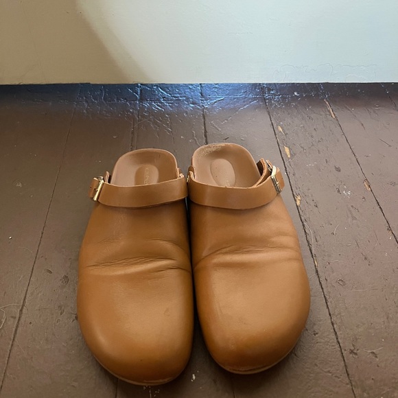 Beatrice Valenzuela Cajeta Clog - Picture 4 of 6